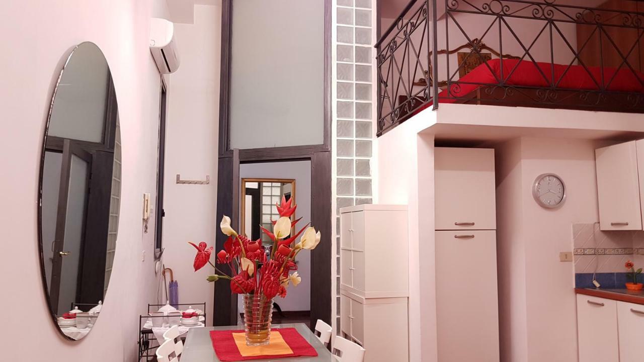 Il Salotto Di Nonna Cornelia 2 Hotel Naples Exterior photo