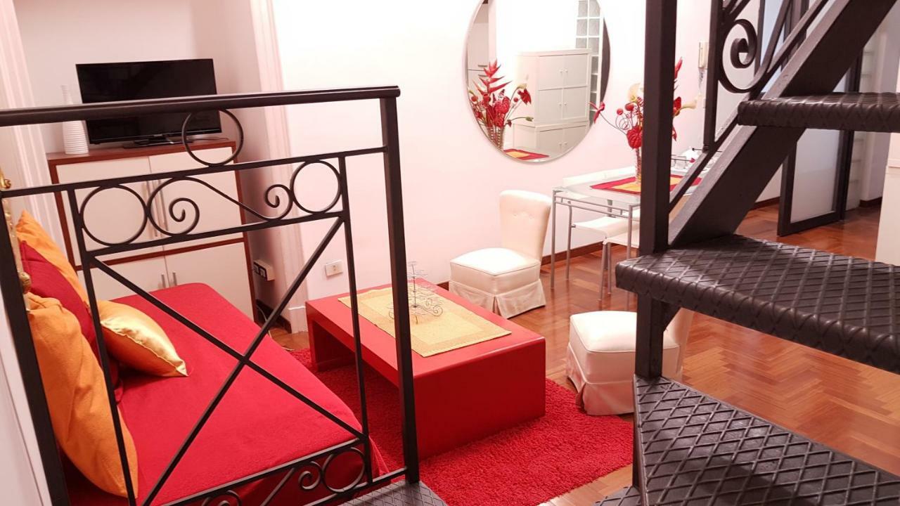 Il Salotto Di Nonna Cornelia 2 Hotel Naples Exterior photo
